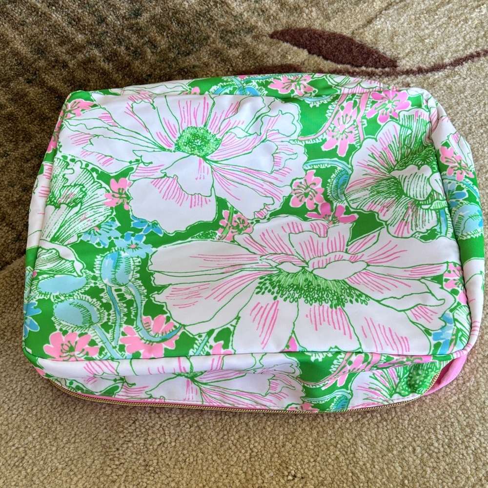 NWOT Lilly Pulitzer Pink & Green Floral Mult Purpose Bag - Picture 4 of 10